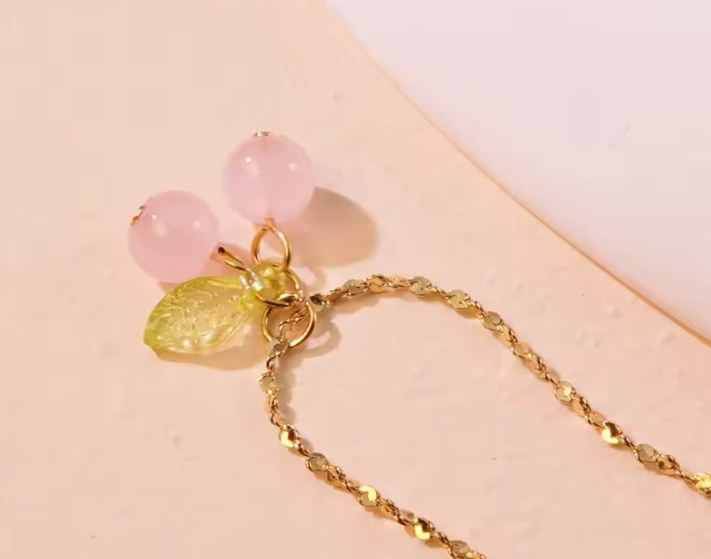 COLLAR DE CEREZAS ROSA