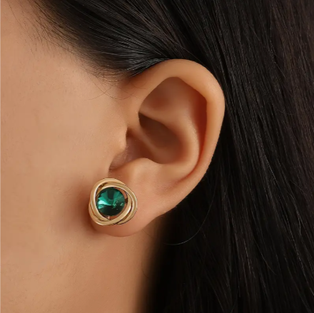 https://paygoodecu.com/products/conjuntos-de-collares?_pos=1&_psq=CONJUN&_ss=e&_v=1.0