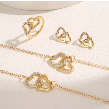 https://paygoodecu.com/products/set-de-ocrazon-dorado?_pos=1&_psq=SET&_ss=e&_v=1.0